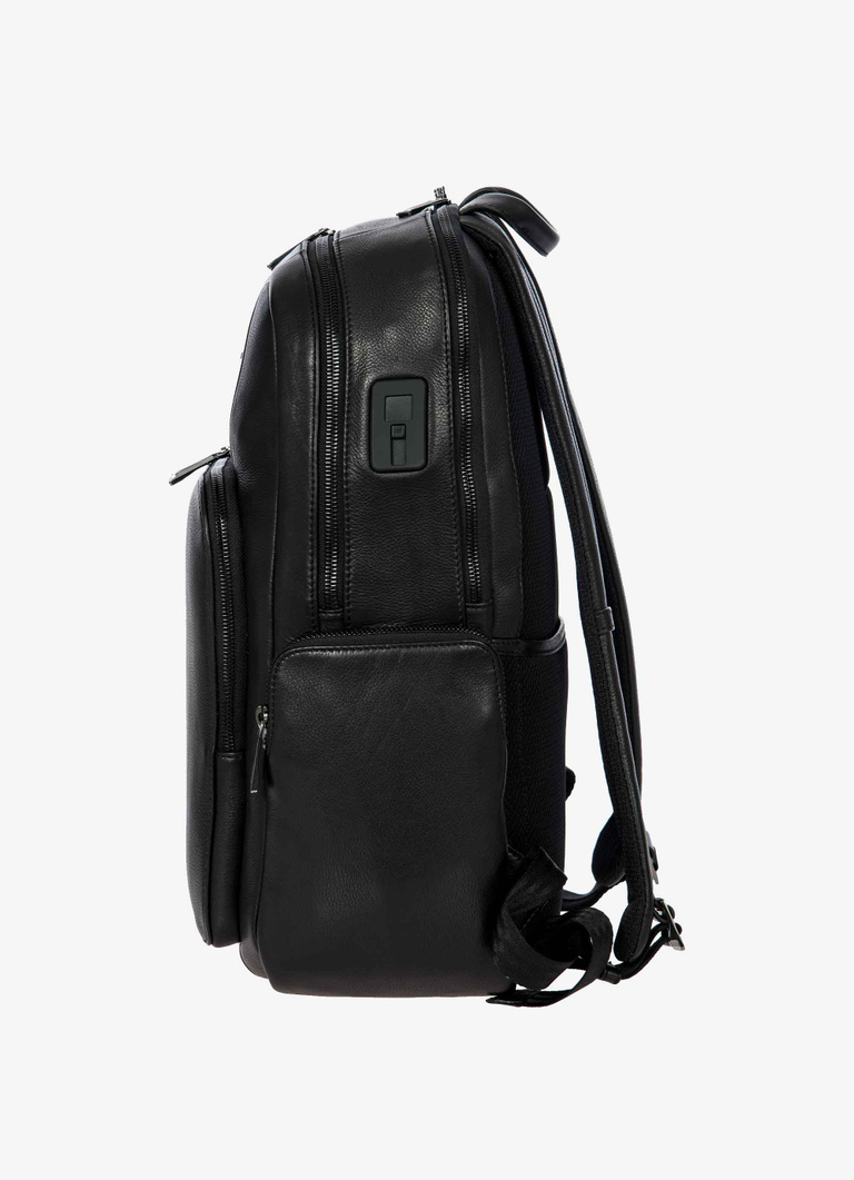 Medium-sized designer business backpack from high-quality leather Roadster Leather Backpack M2 - Bric's