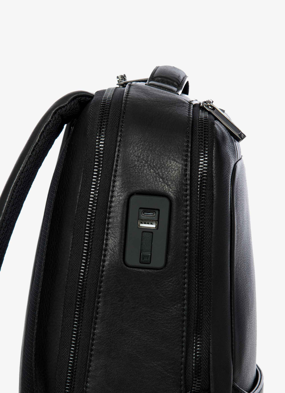 Small, modern business backpack made from leather Roadster Leather Backpack S1 - Bric's