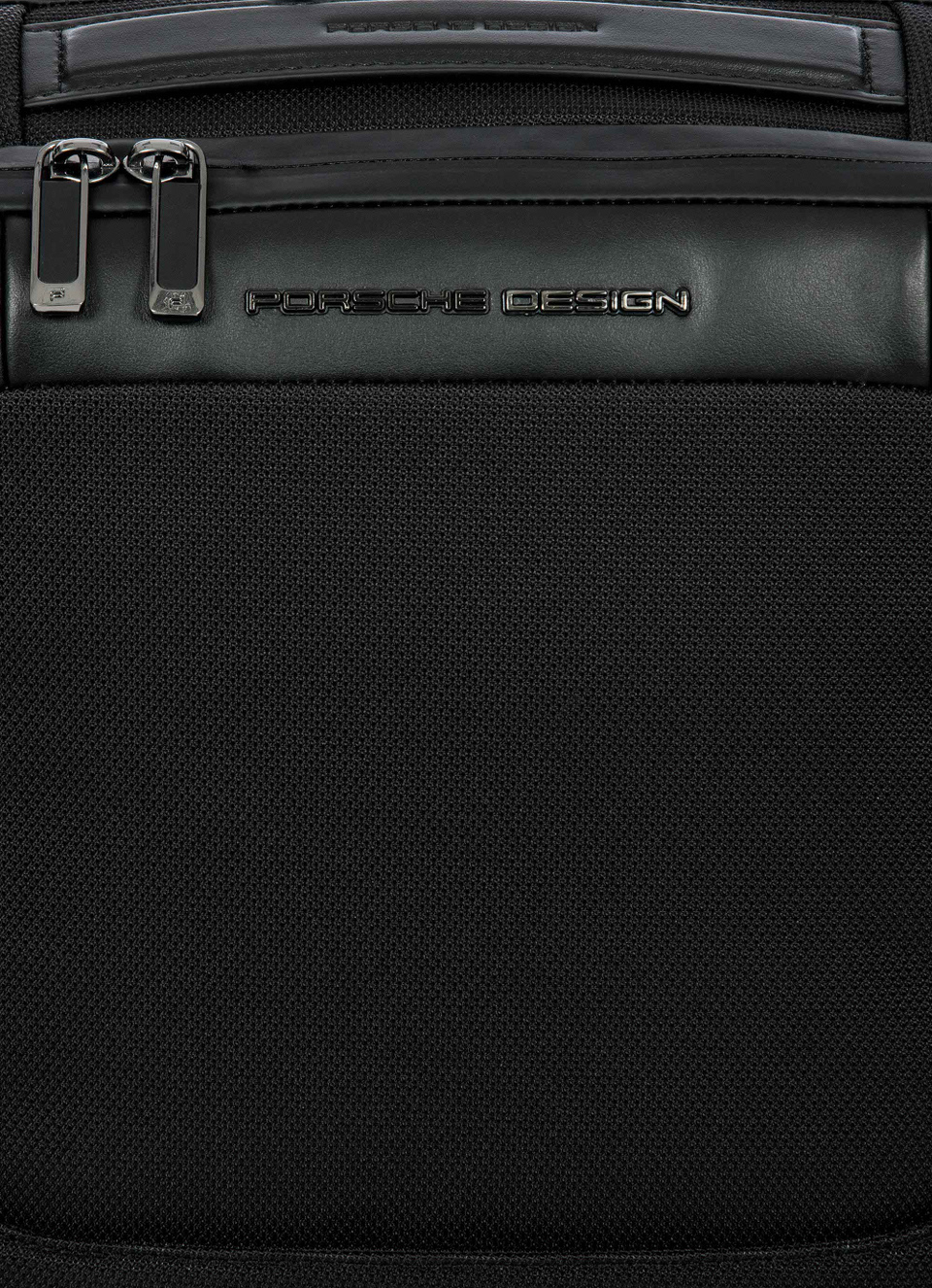 Hochwertige Schutzhülle für den Porsche Design Roadster Hardcase Trolley S. Aus weichem Neopren - Bric's