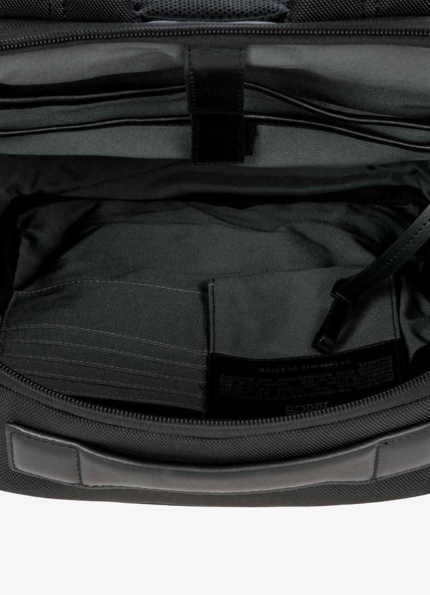 Mochila business XS con compartimento para pc y puerto usb - Bric's